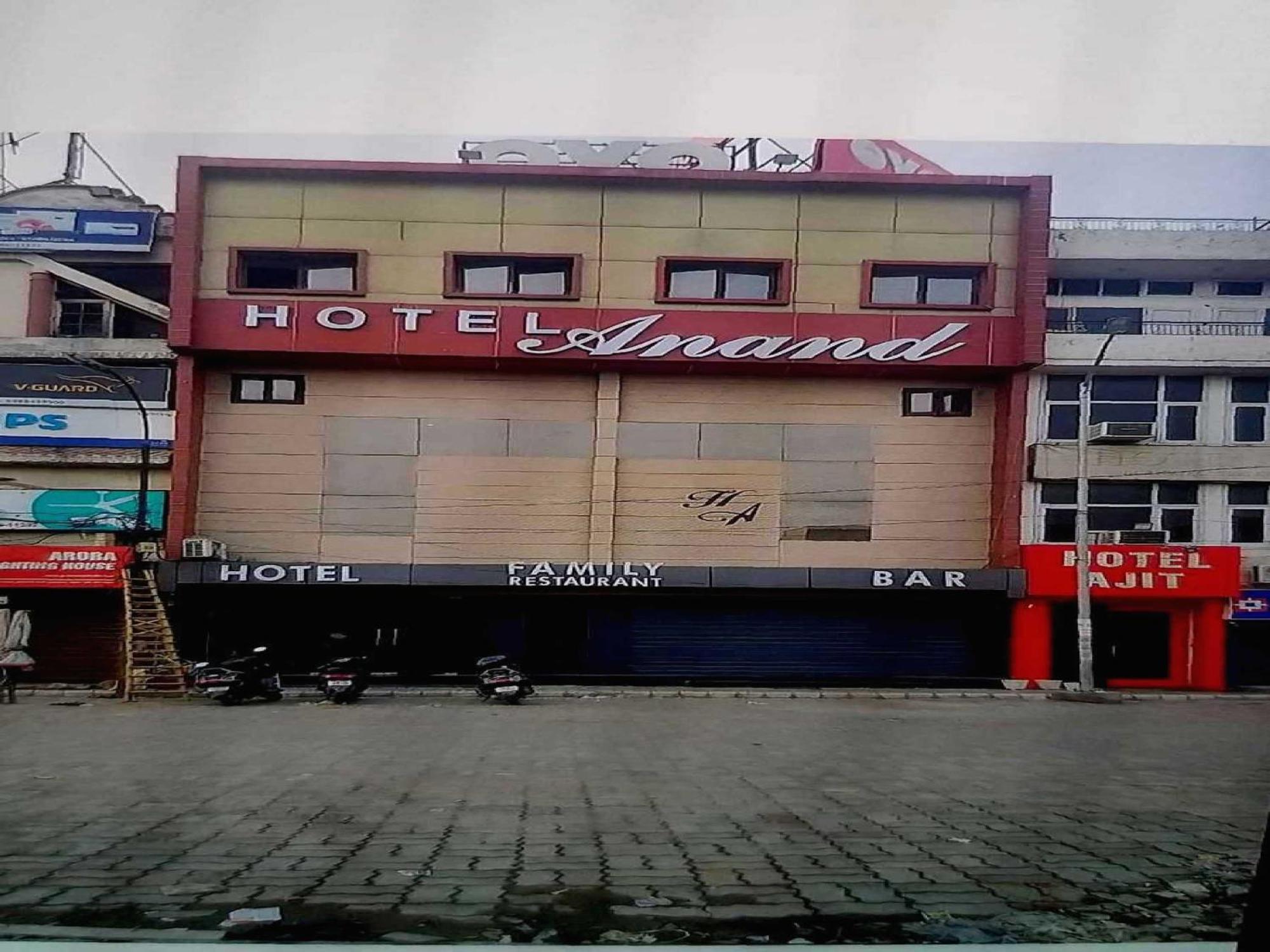 Hotel Anand Амритсар Екстериор снимка